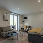 Symple Aparthotel